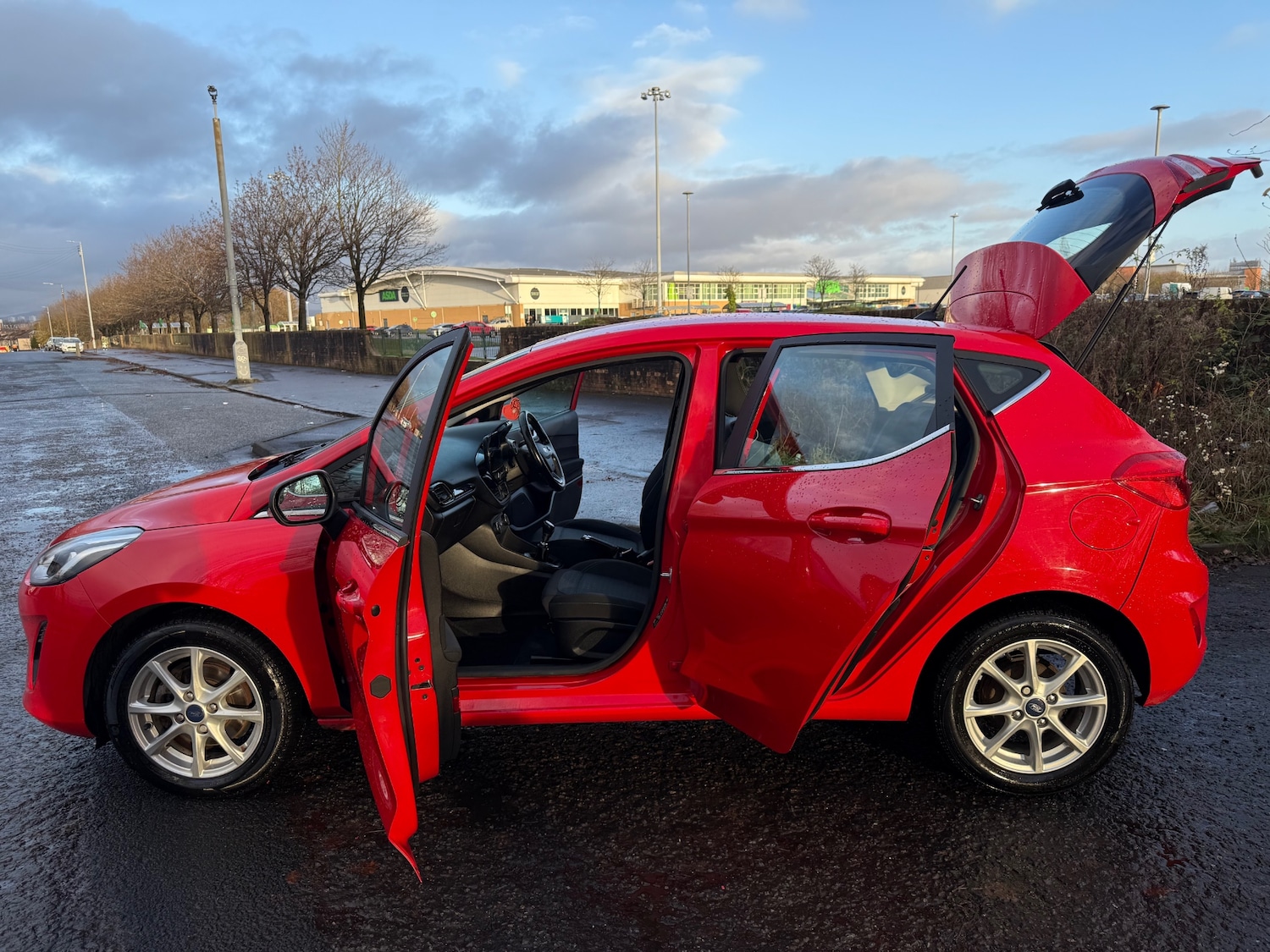 Used Ford Fiesta 2017 for sale - 76786961: Photo 26