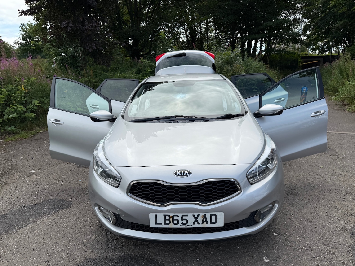 Vehicle 28