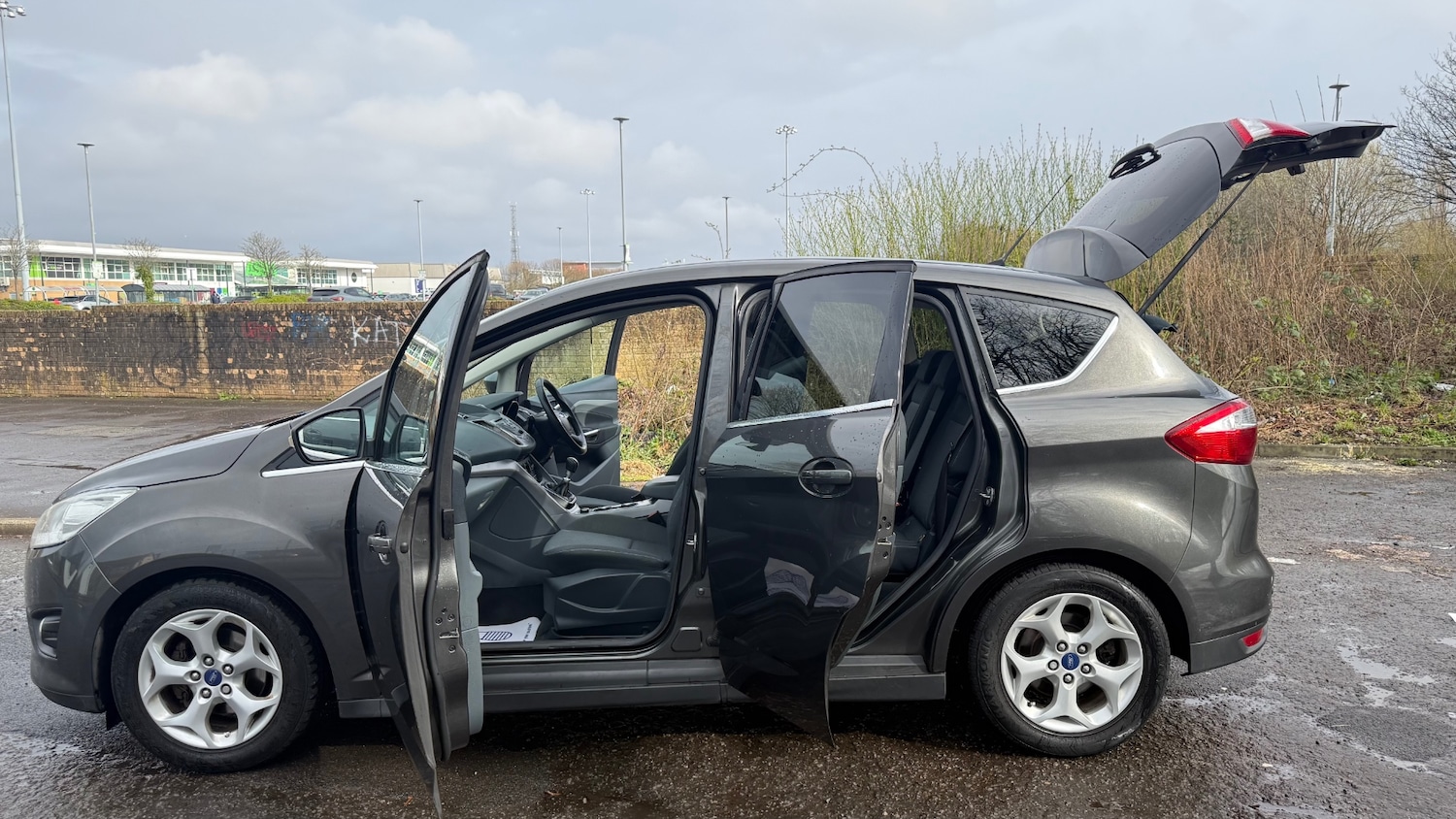 Used Ford C-Max 2015 for sale - 77994448: Photo 21