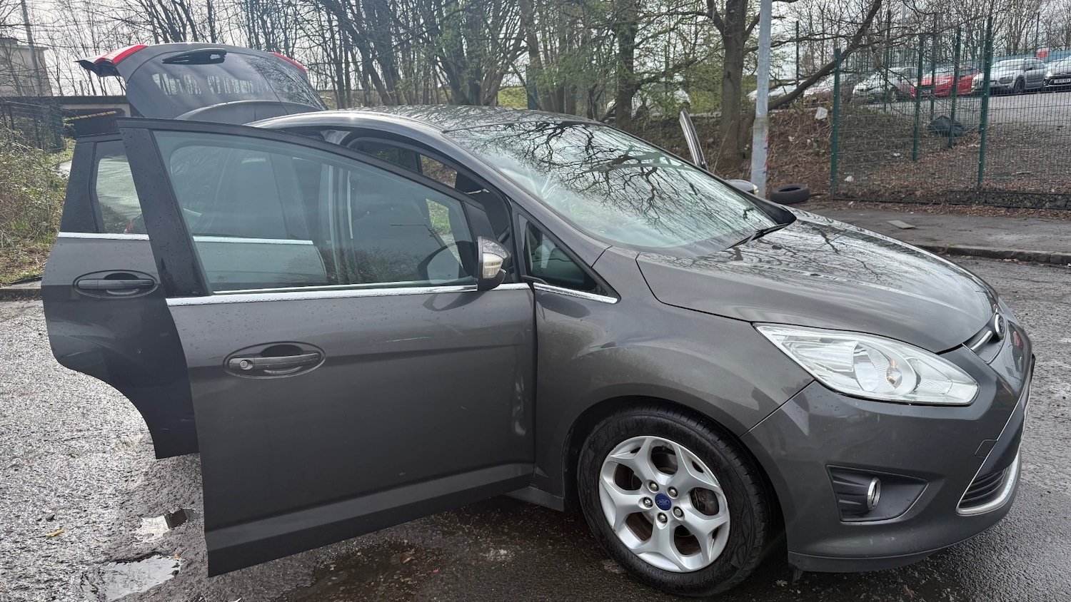 Used Ford C-Max 2015 for sale - 77994448: Photo 24