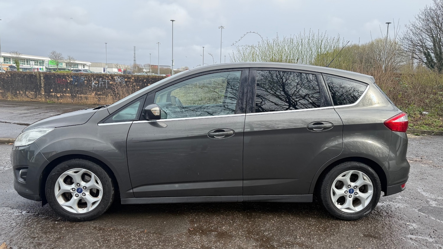 Used Ford C-Max 2015 for sale - 77994448: Photo 8
