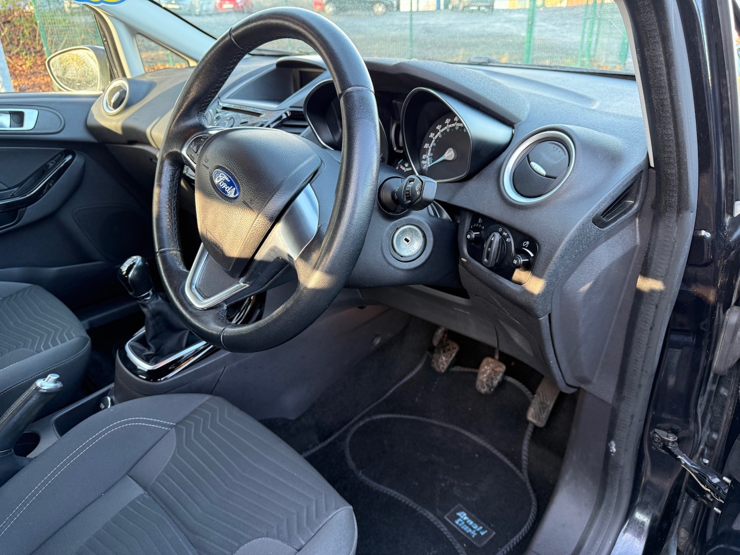 Used Ford Fiesta 2015 for sale - 76786962: Photo 17