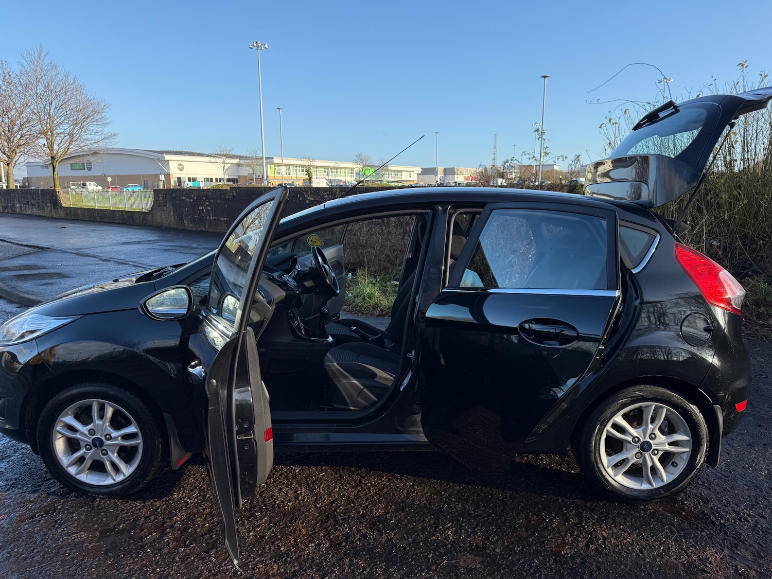 Used Ford Fiesta 2015 for sale - 76786962: Photo 23