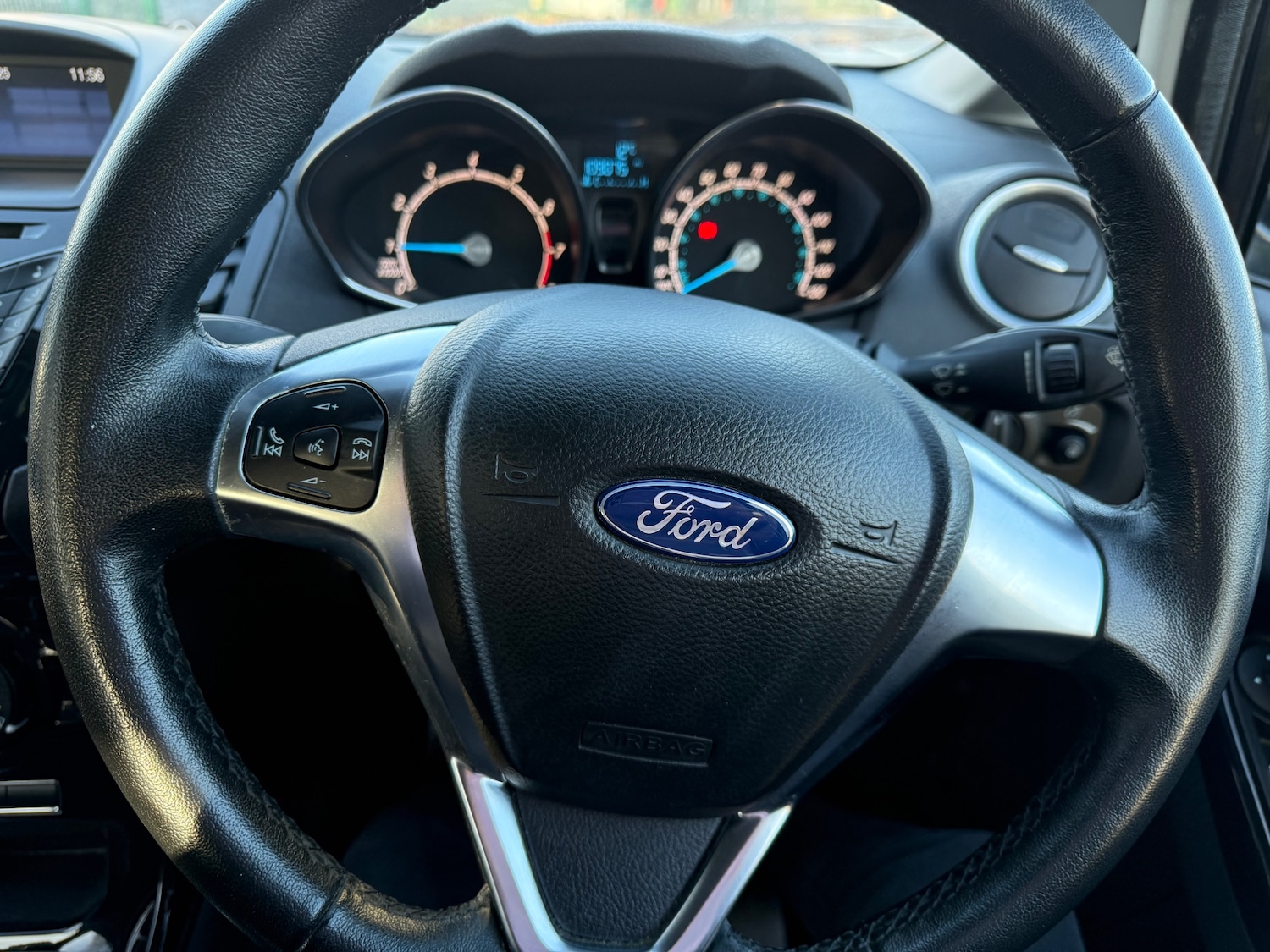 Used Ford Fiesta 2015 for sale - 76786962: Photo 25