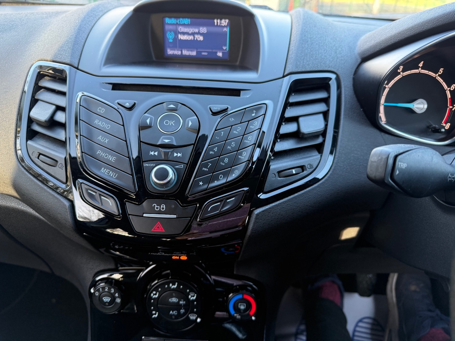 Used Ford Fiesta 2015 for sale - 76786962: Photo 26