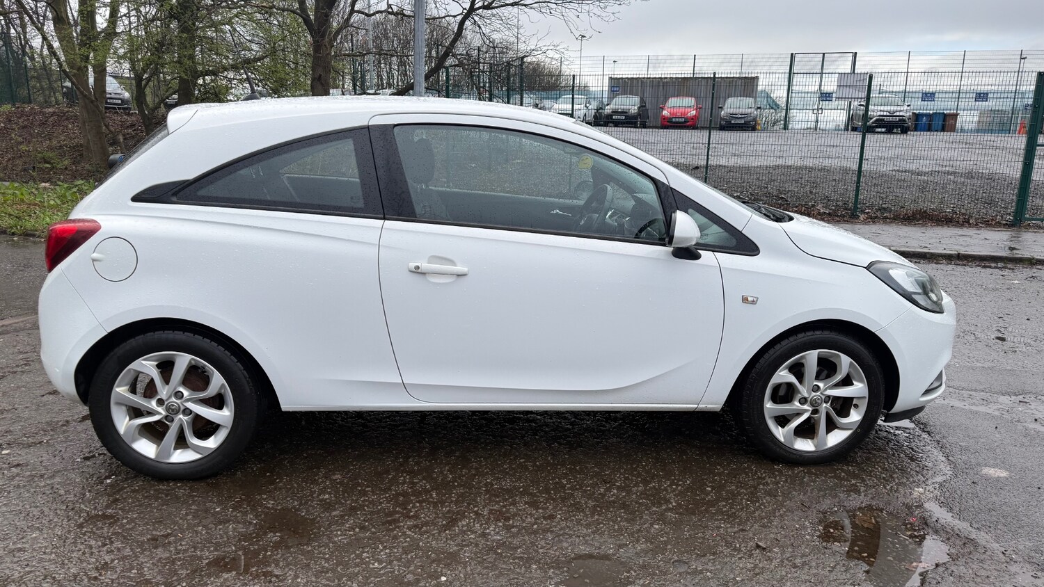 Used Vauxhall Corsa 2015 for sale - 77994443: Photo 5