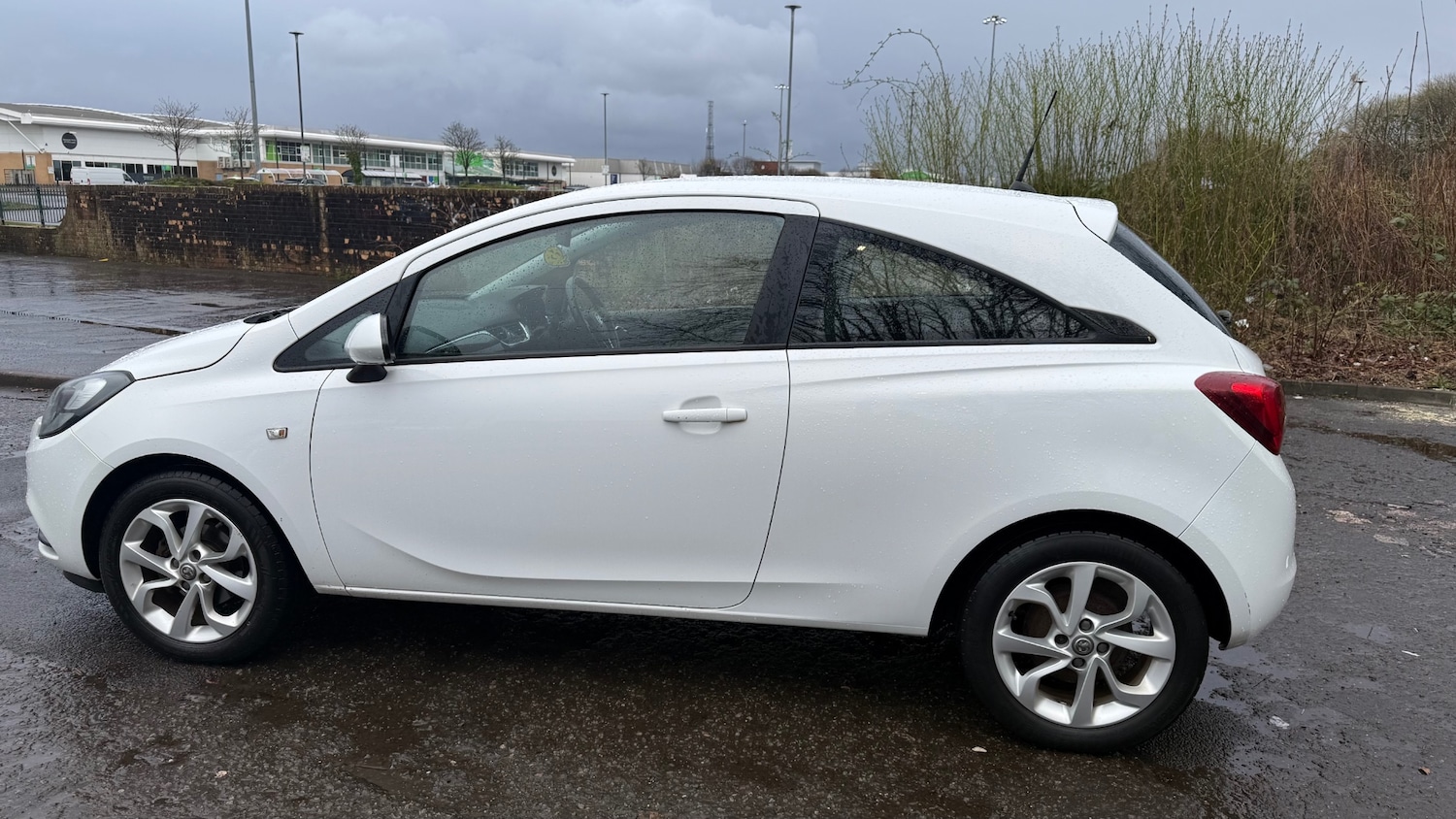 Used Vauxhall Corsa 2015 for sale - 77994443: Photo 8
