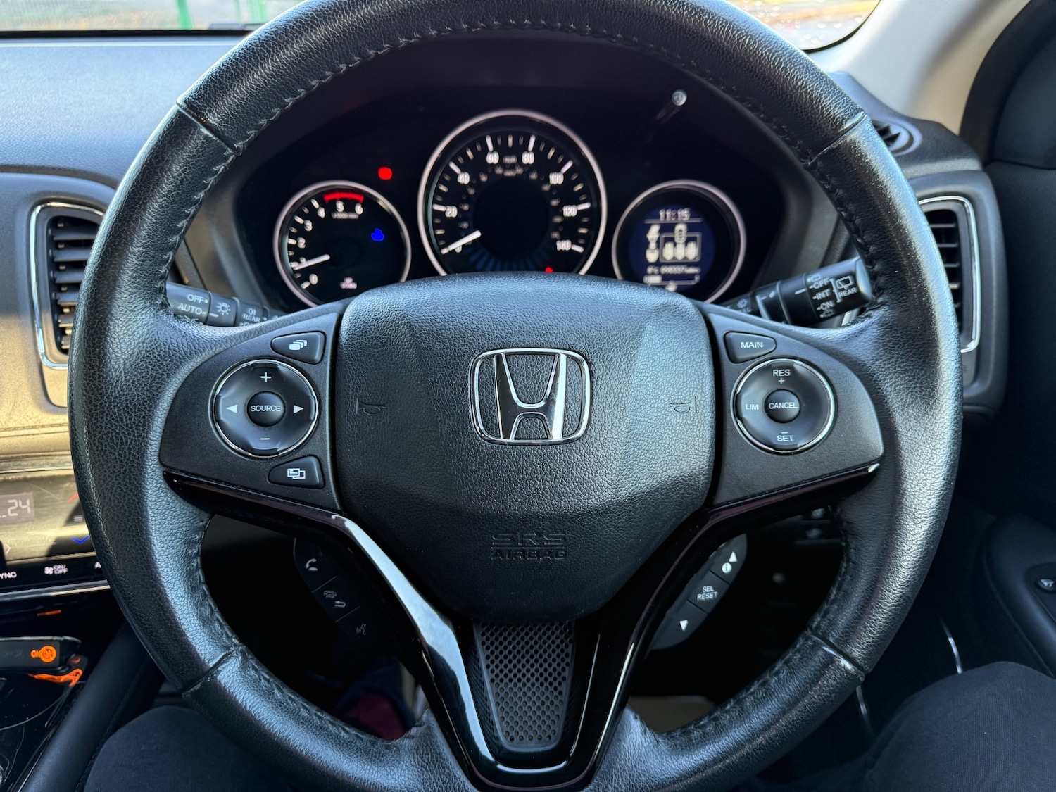 Used Honda HR-V 2015 for sale - 76786958: Photo 25