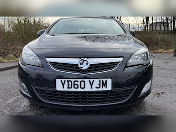 2010 (60) - 1.6i 16V SRi 5dr