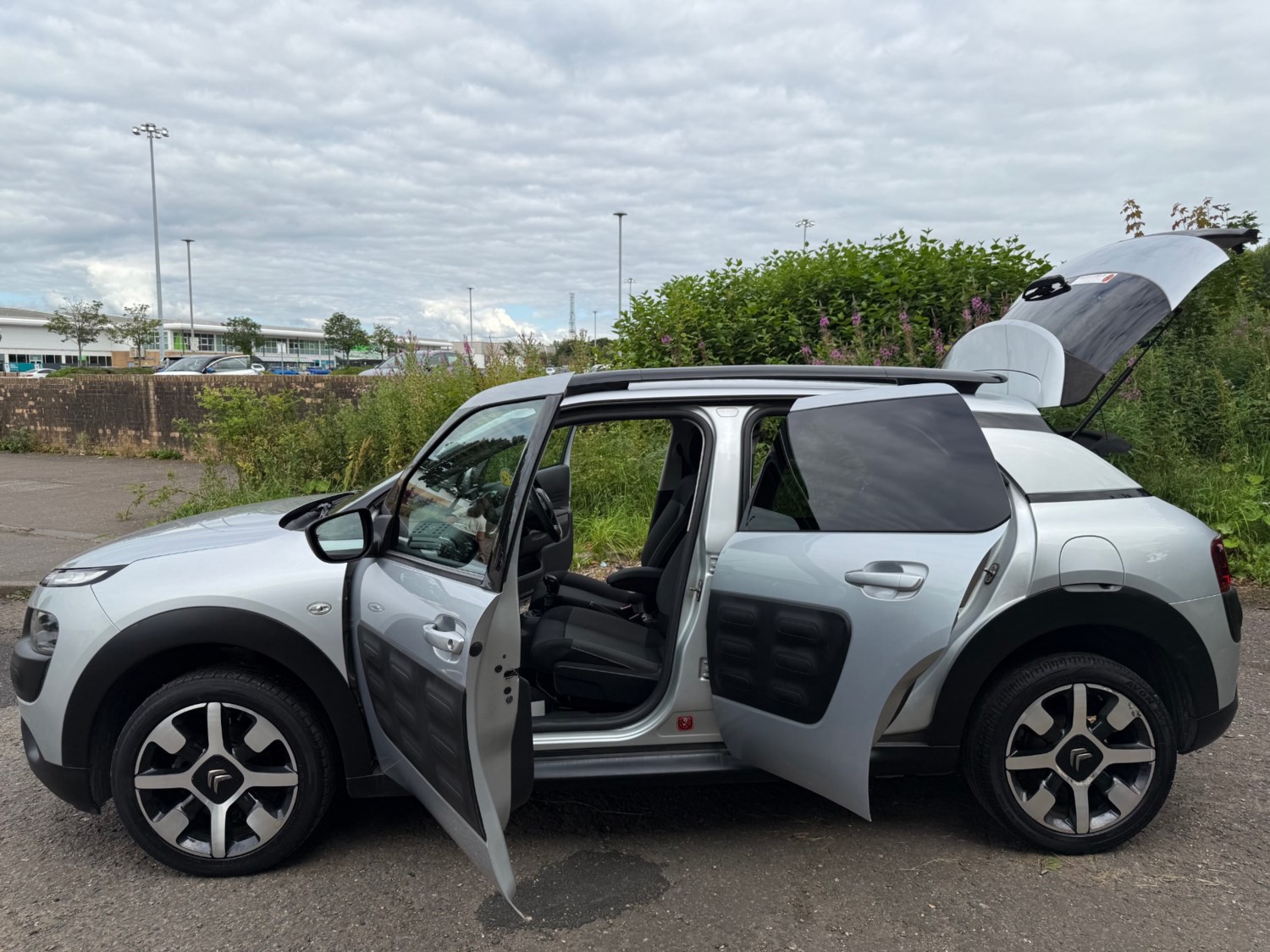 Vehicle 21