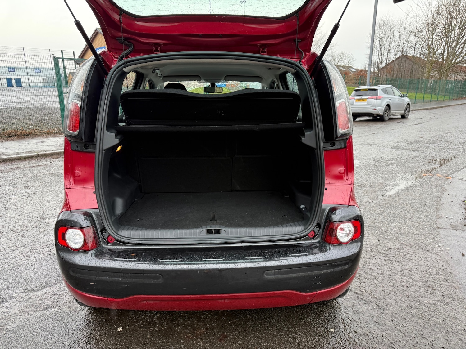Used Citroen C3 Picasso 2011 for sale - 77483723: Photo 12