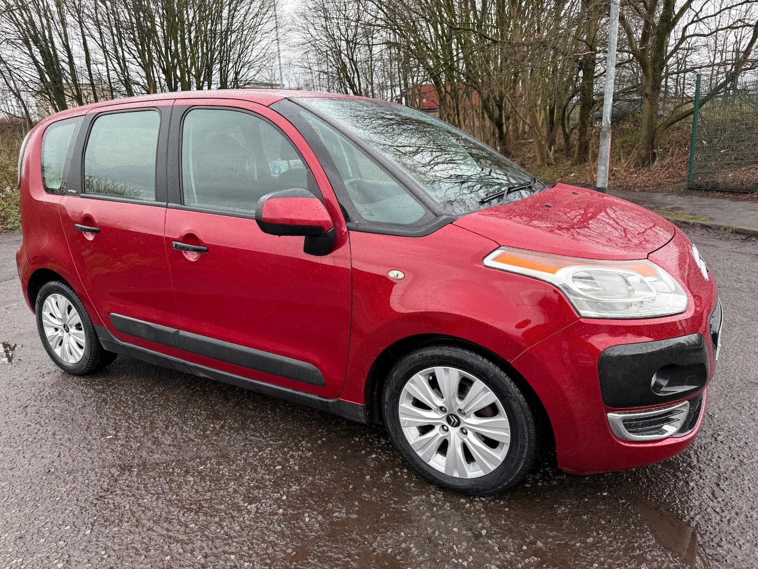 Used Citroen C3 Picasso 2011 for sale - 77483723: Photo 4