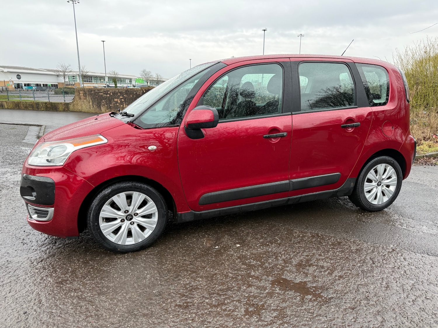 Used Citroen C3 Picasso 2011 for sale - 77483723: Photo 7