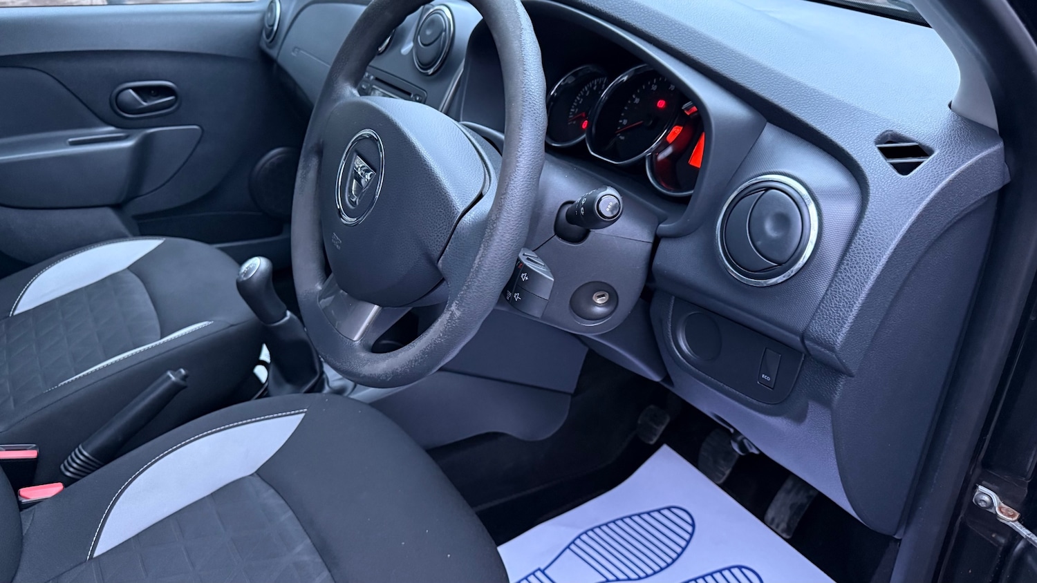 Used Dacia Sandero Stepway 2014 for sale - 77340303: Photo 15