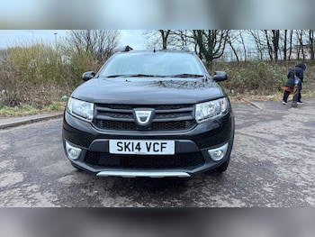 Used Dacia Sandero Stepway 2014 for sale - 77340303: Photo
