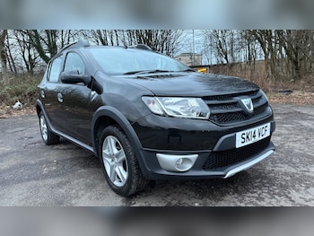 Used Dacia Sandero Stepway 2014 for sale - 77340303: Photo