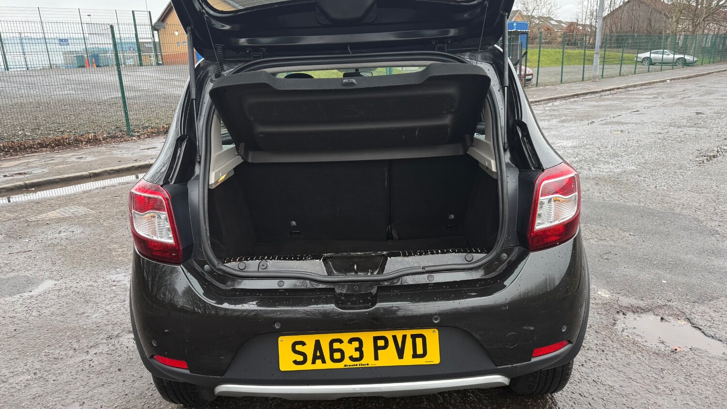 Used Dacia Sandero Stepway 2013 for sale - 77837406: Photo 12