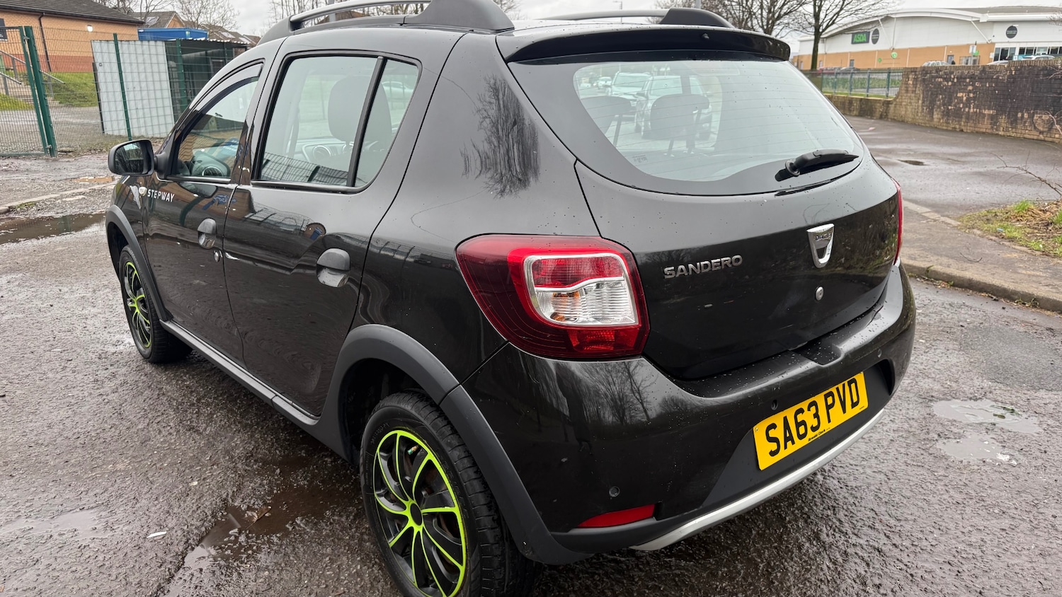 Used Dacia Sandero Stepway 2013 for sale - 77837406: Photo 9