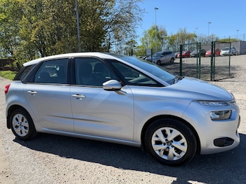 Used Citroen C4 Picasso 2015 for sale - 78454737: Photo