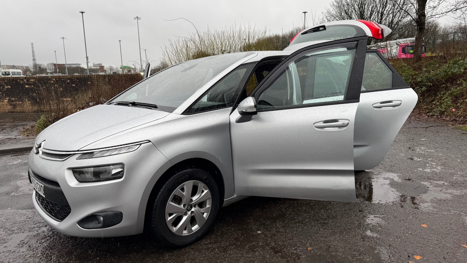 Used Citroen C4 Picasso 2013 for sale - 77340293: Photo 26