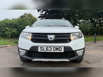 Used Dacia Sandero Stepway 2013 for sale - 79835303: Photo