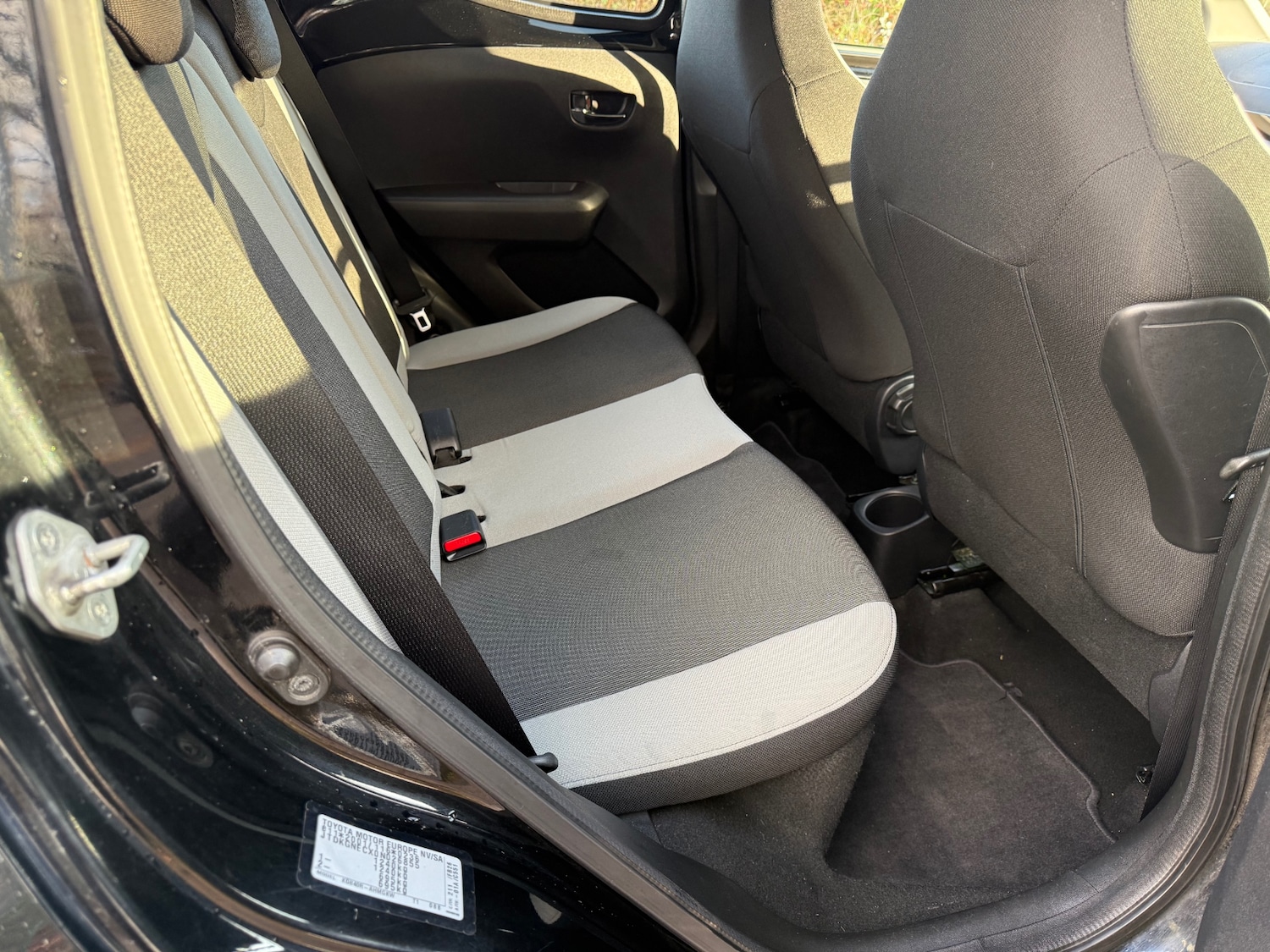 Used Toyota AYGO 2015 for sale - 76786956: Photo 12