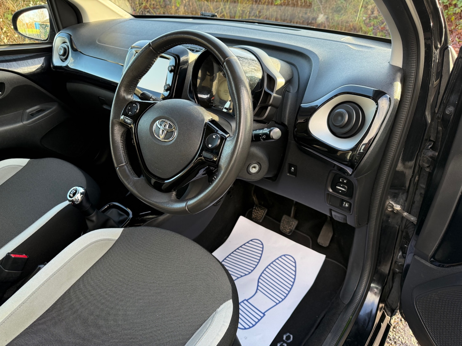 Used Toyota AYGO 2015 for sale - 76786956: Photo 14