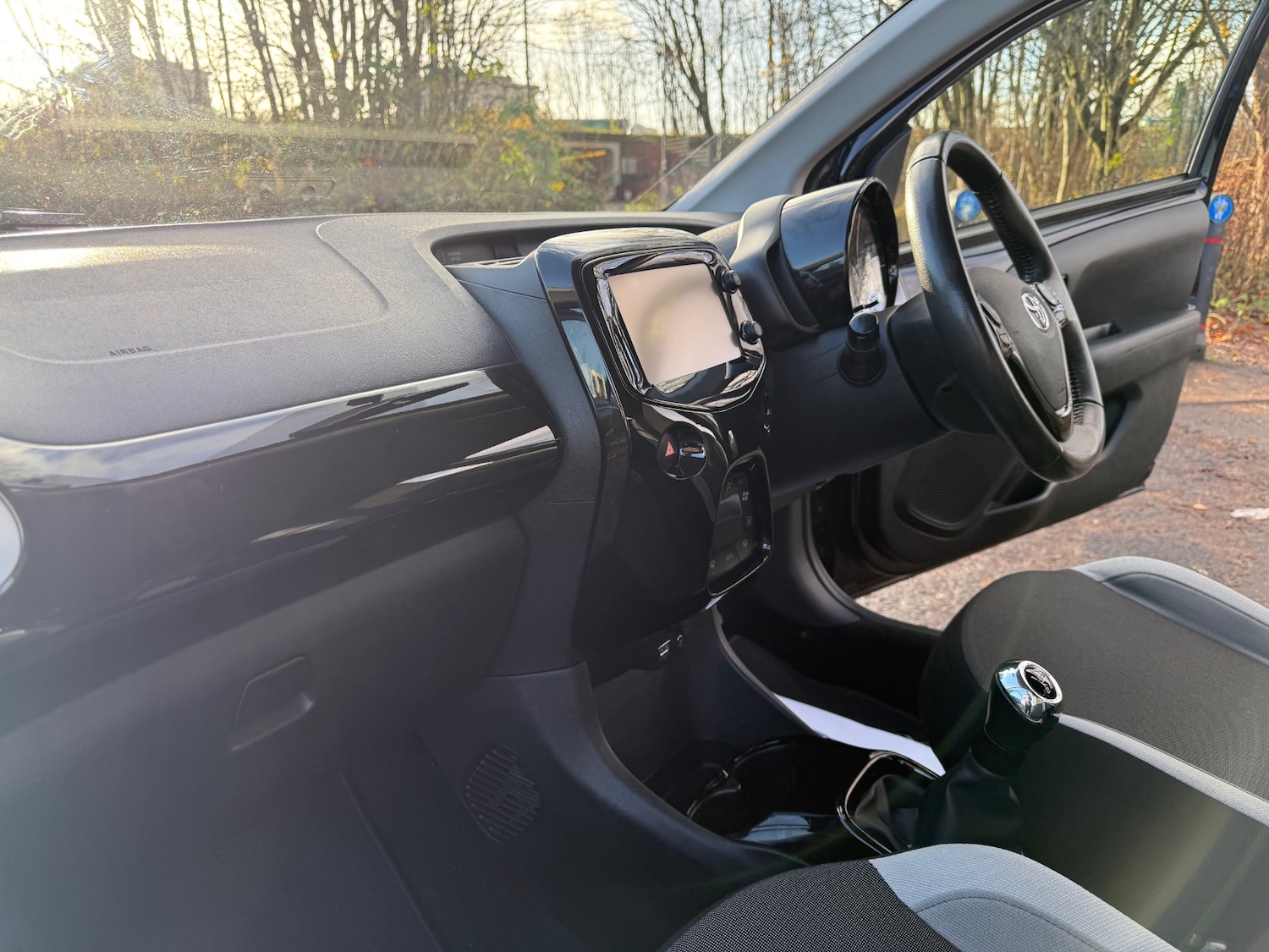 Used Toyota AYGO 2015 for sale - 76786956: Photo 17