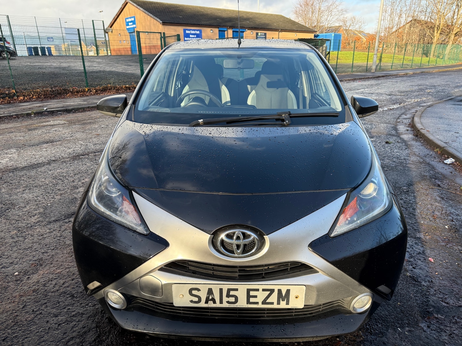 Used Toyota AYGO 2015 for sale - 76786956: Photo 2