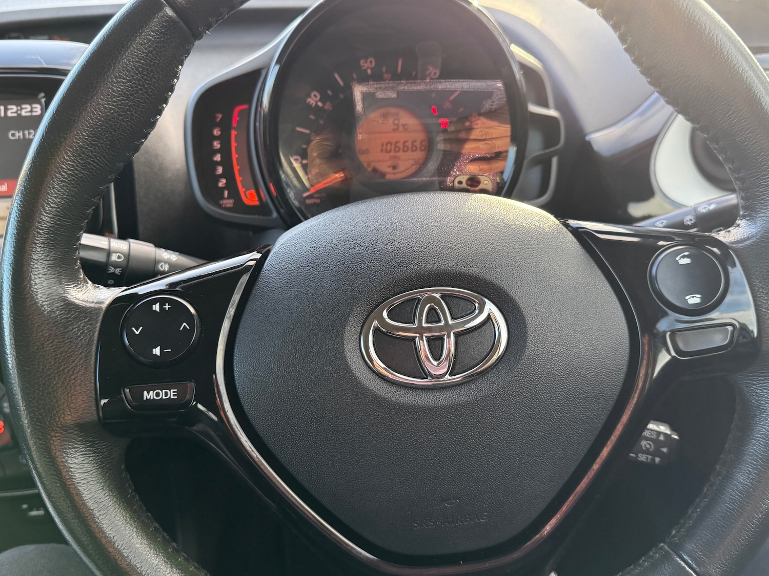 Used Toyota AYGO 2015 for sale - 76786956: Photo 20