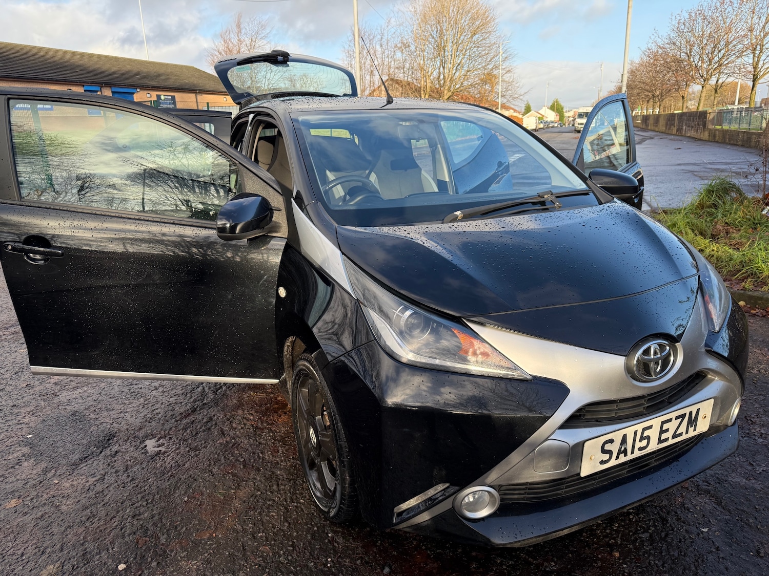 Used Toyota AYGO 2015 for sale - 76786956: Photo 27