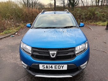 Used Dacia Sandero Stepway 2014 for sale - 76786955: Photo