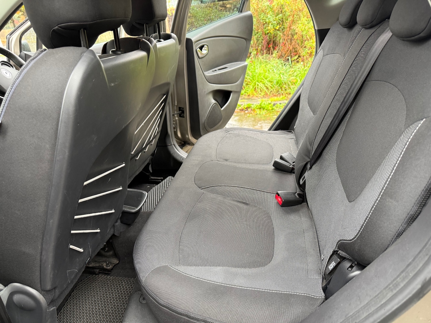 Used Renault Captur 2015 for sale - 76151065: Photo 19