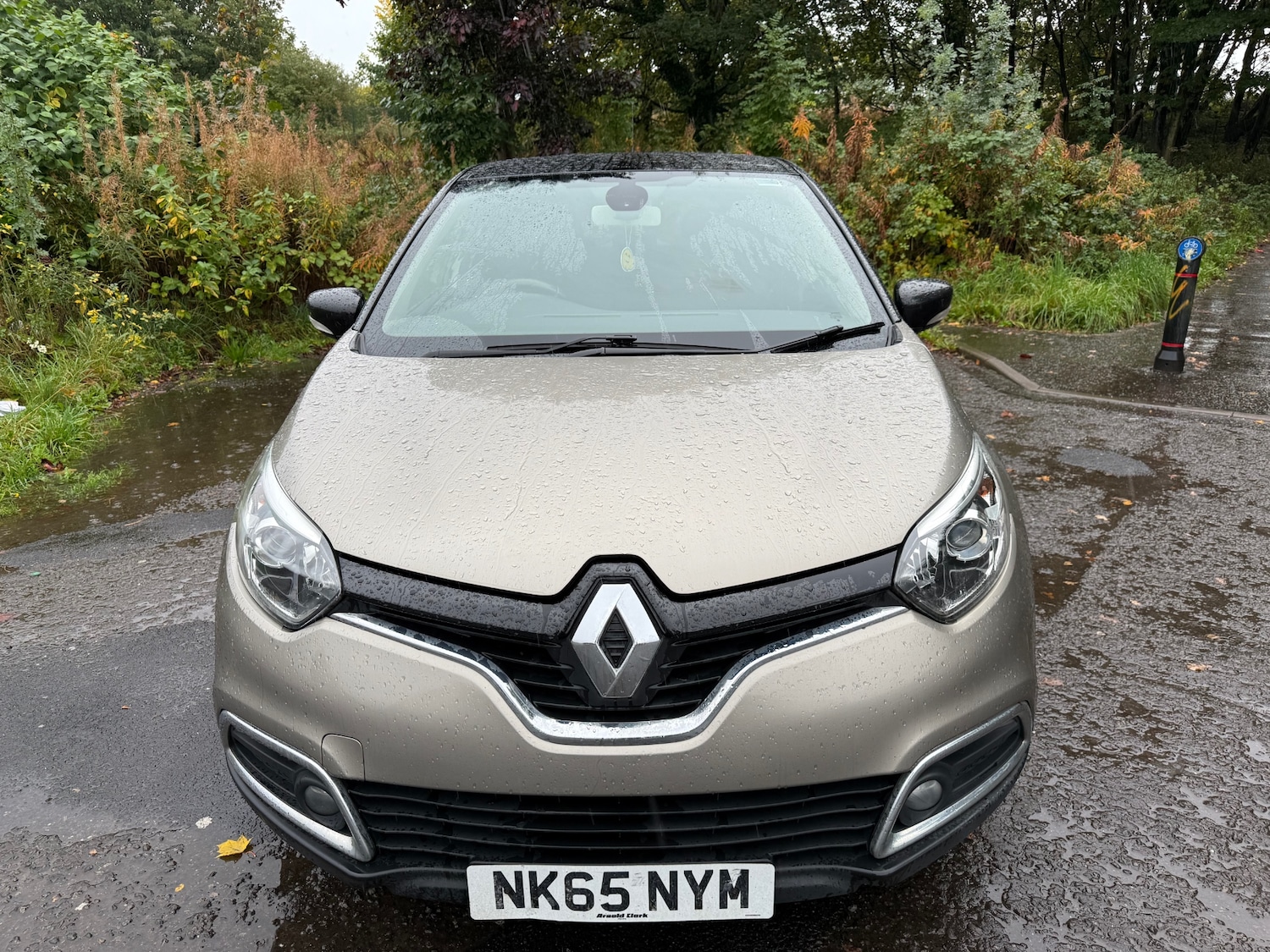 Used Renault Captur 2015 for sale - 76151065: Photo 2