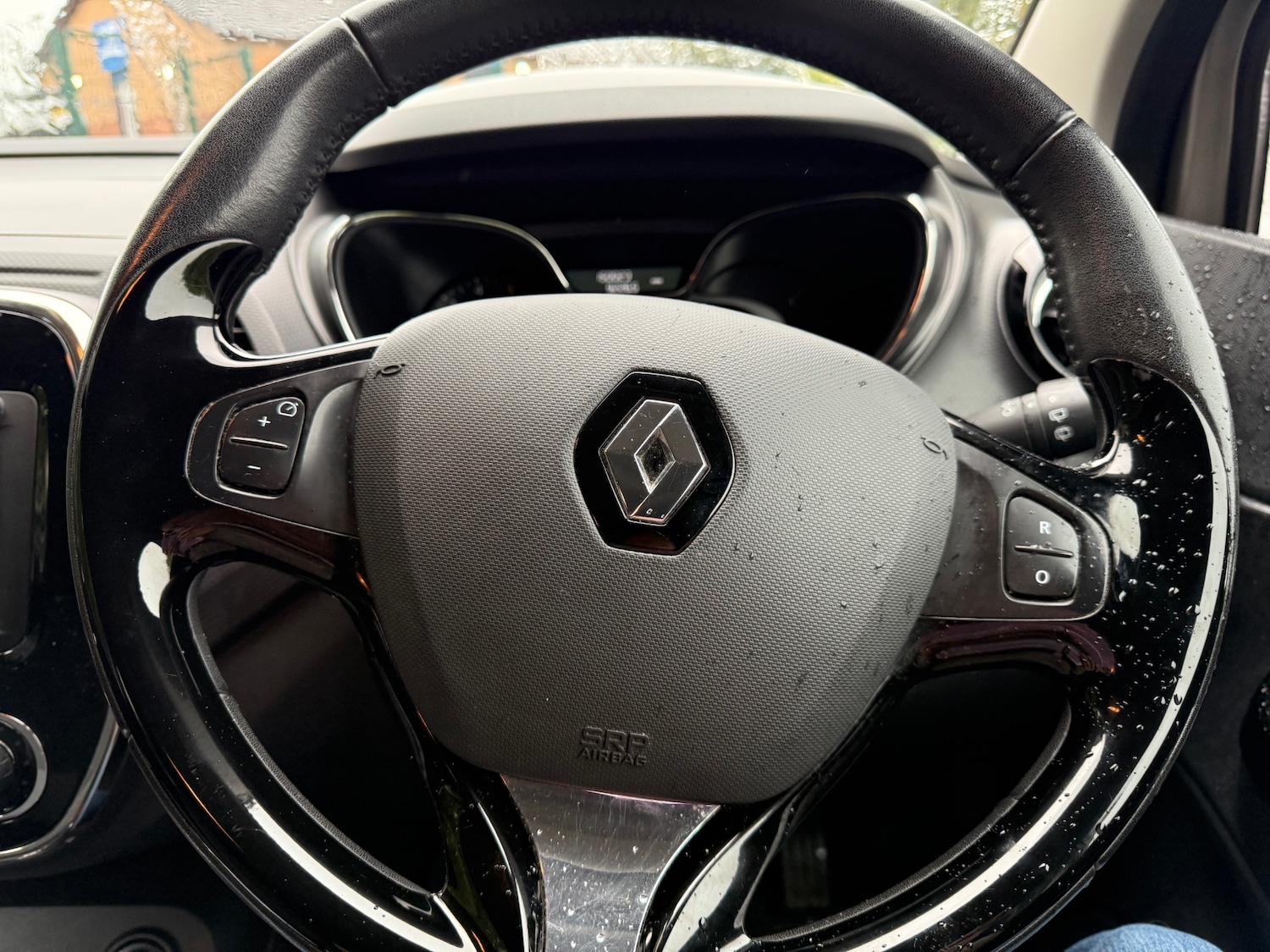 Used Renault Captur 2015 for sale - 76151065: Photo 21
