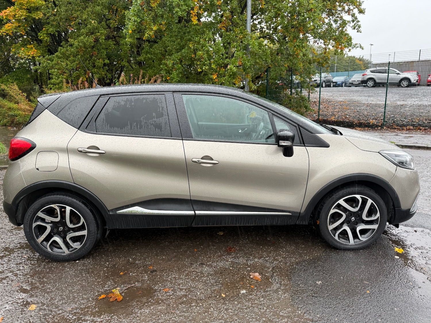 Used Renault Captur 2015 for sale - 76151065: Photo 5