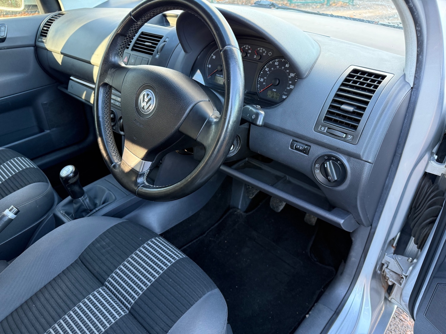 Used Volkswagen Polo 2008 for sale - 76619577: Photo 17