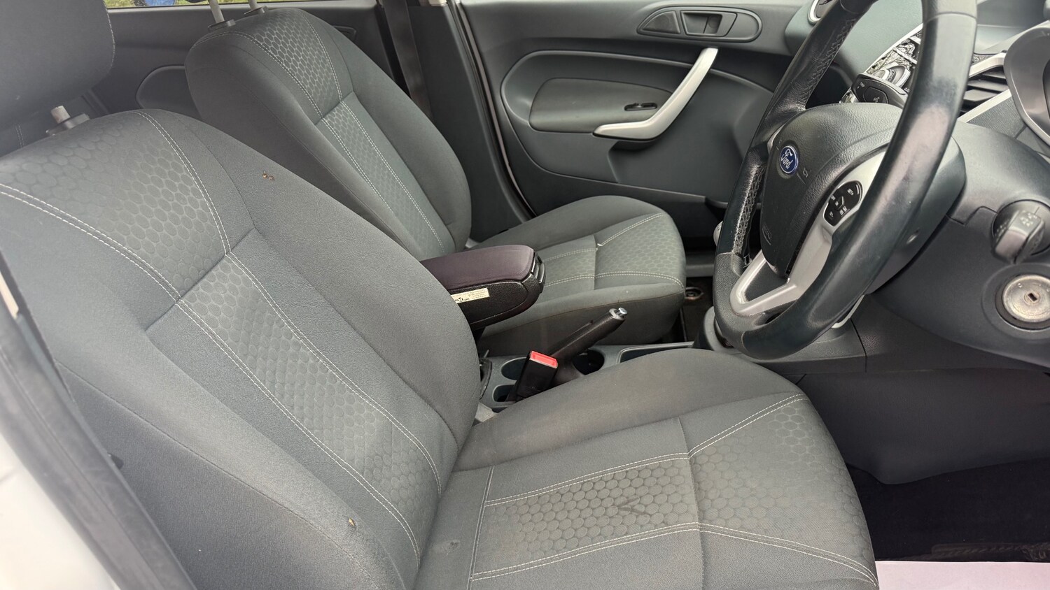 Used Ford Fiesta 2011 for sale - 77994447: Photo 14