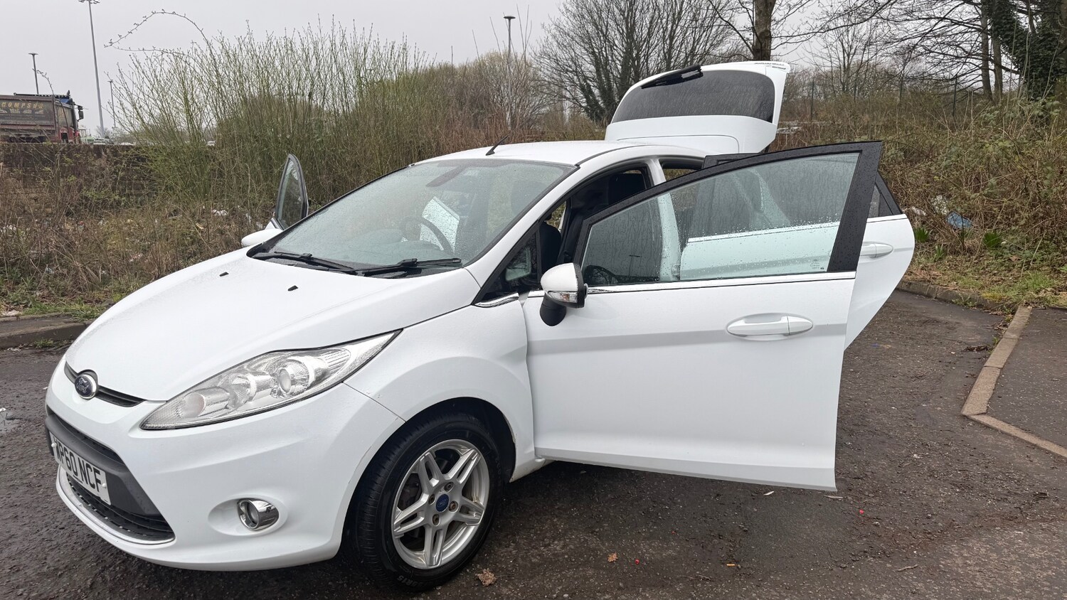 Used Ford Fiesta 2011 for sale - 77994447: Photo 21