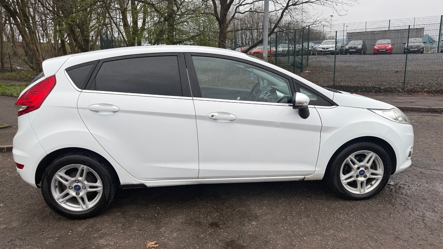 Used Ford Fiesta 2011 for sale - 77994447: Photo 5