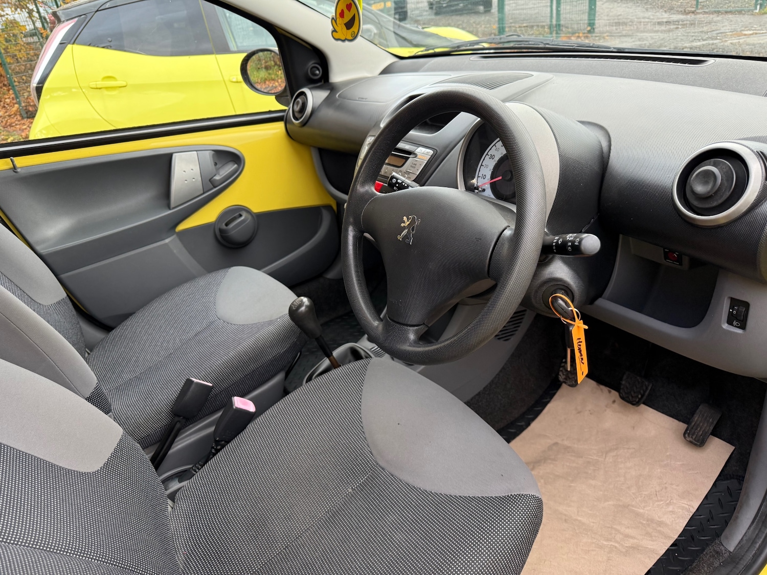 Used Peugeot 107 2008 for sale - 76483305: Photo 17