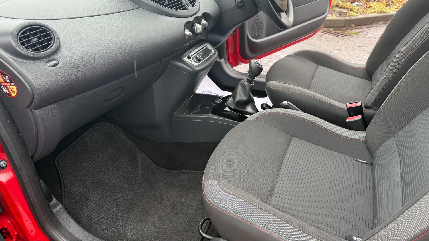 Used Renault Twingo 2012 for sale - 77483826: Photo 18