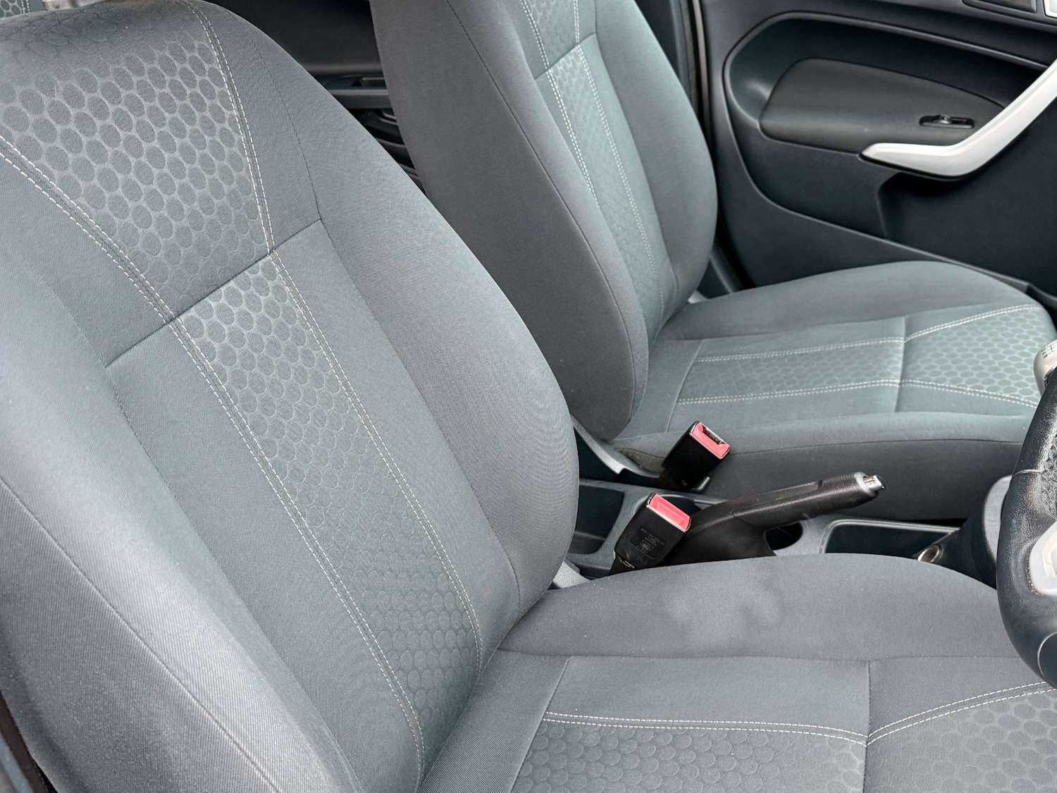 Used Ford Fiesta 2012 for sale - 77412584: Photo 14