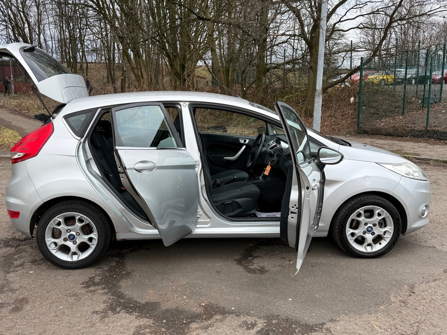 Used Ford Fiesta 2012 for sale - 77412584: Photo 18