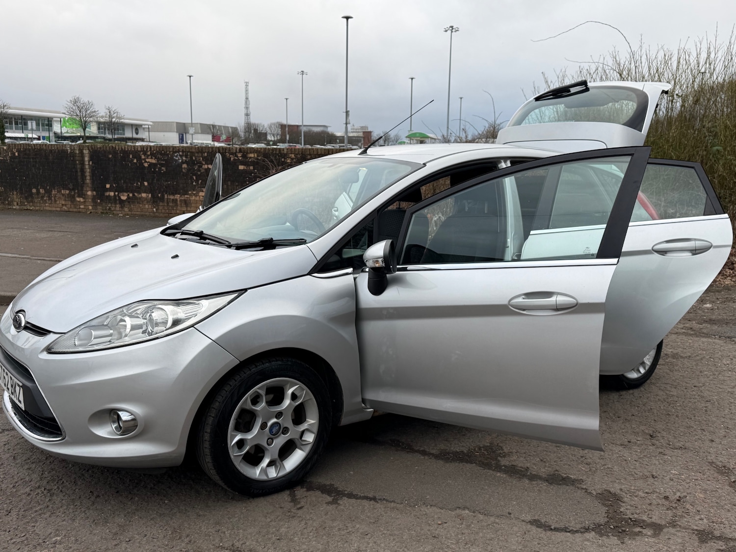 Used Ford Fiesta 2012 for sale - 77412584: Photo 25
