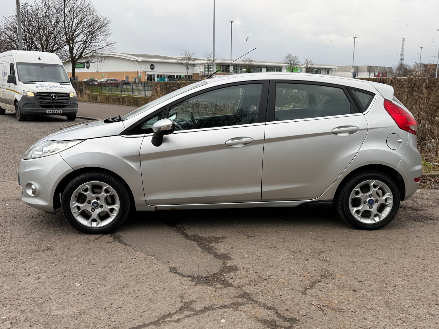 Used Ford Fiesta 2012 for sale - 77412584: Photo 8