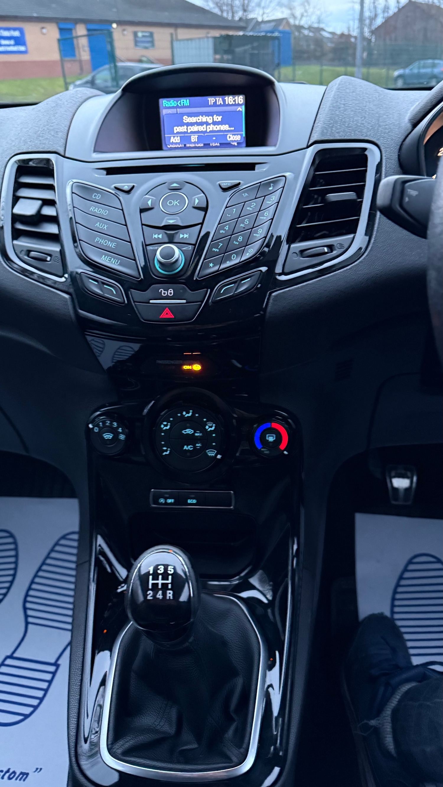 Used Ford Fiesta 2015 for sale - 77268171: Photo 23