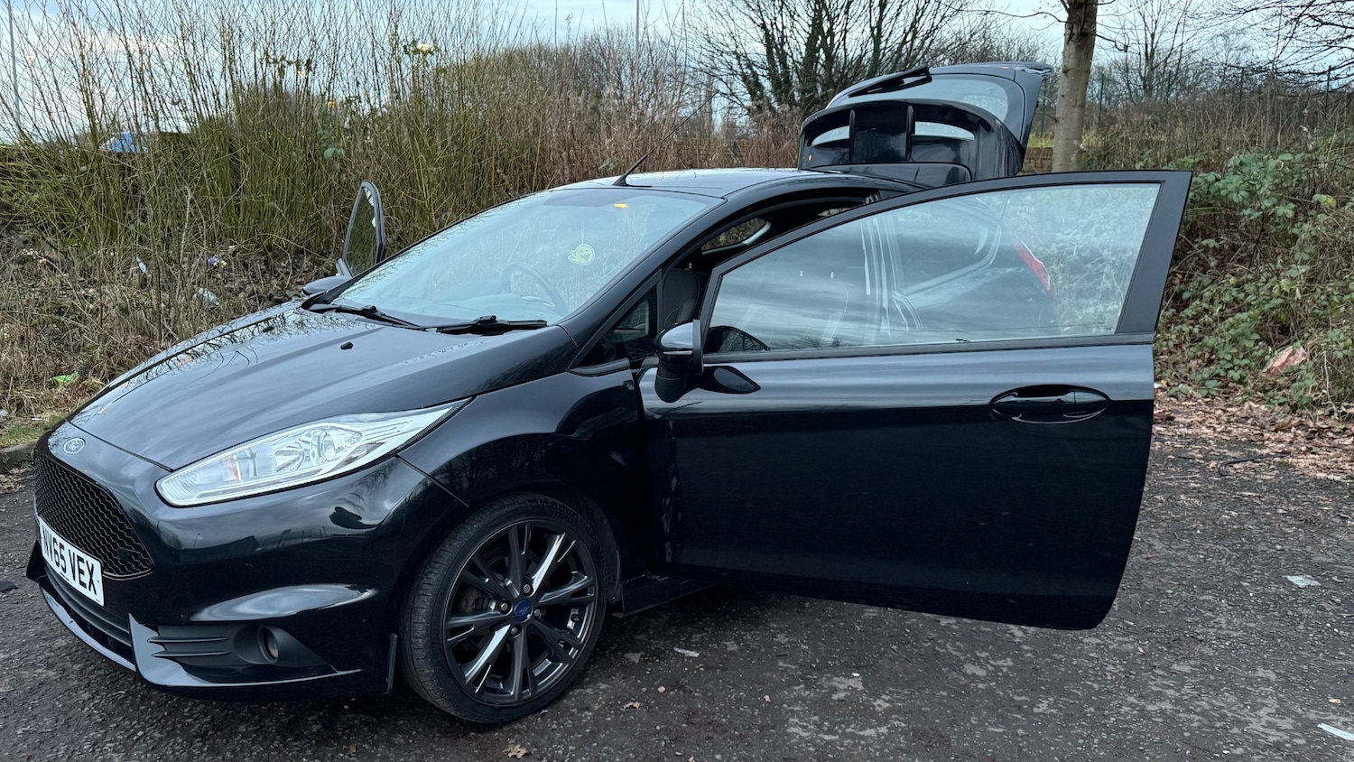 Used Ford Fiesta 2015 for sale - 77268171: Photo 25