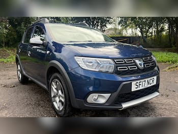 Used Dacia Sandero Stepway 2017 for sale - 79859637: Photo