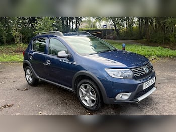 Used Dacia Sandero Stepway 2017 for sale - 79859637: Photo